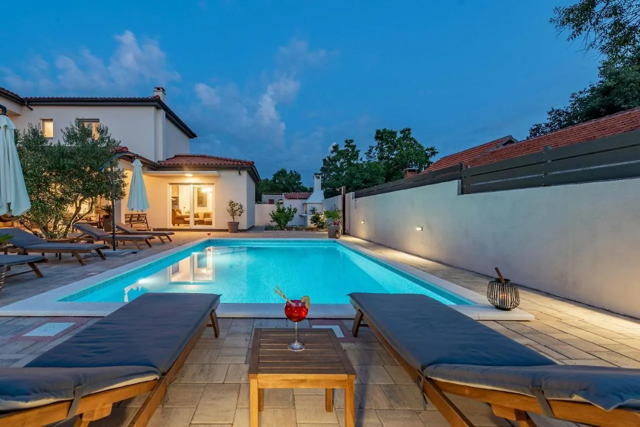 Villa La Aurora Zadarvillas Murvica  Murvica (Policnik)